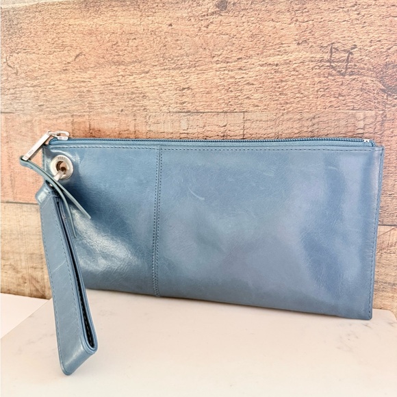 NWOT Hobo International Leather Vida Wristlet Wallet